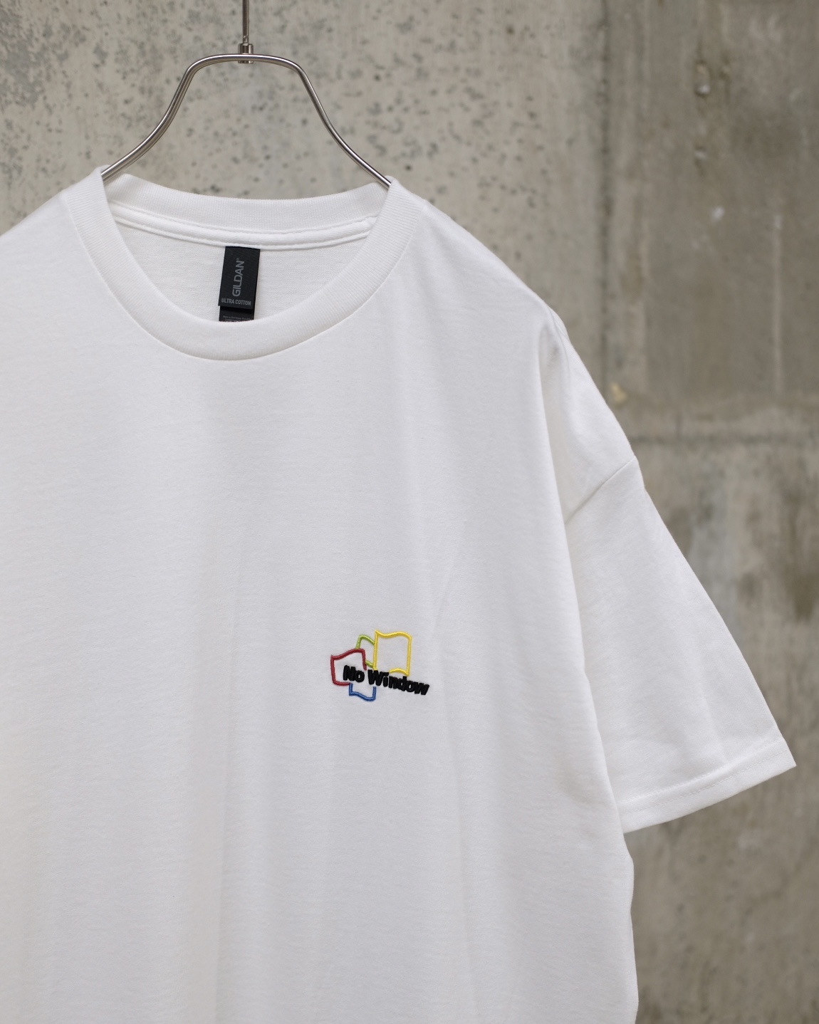T-shirt ③ Embroidery (ready-made)