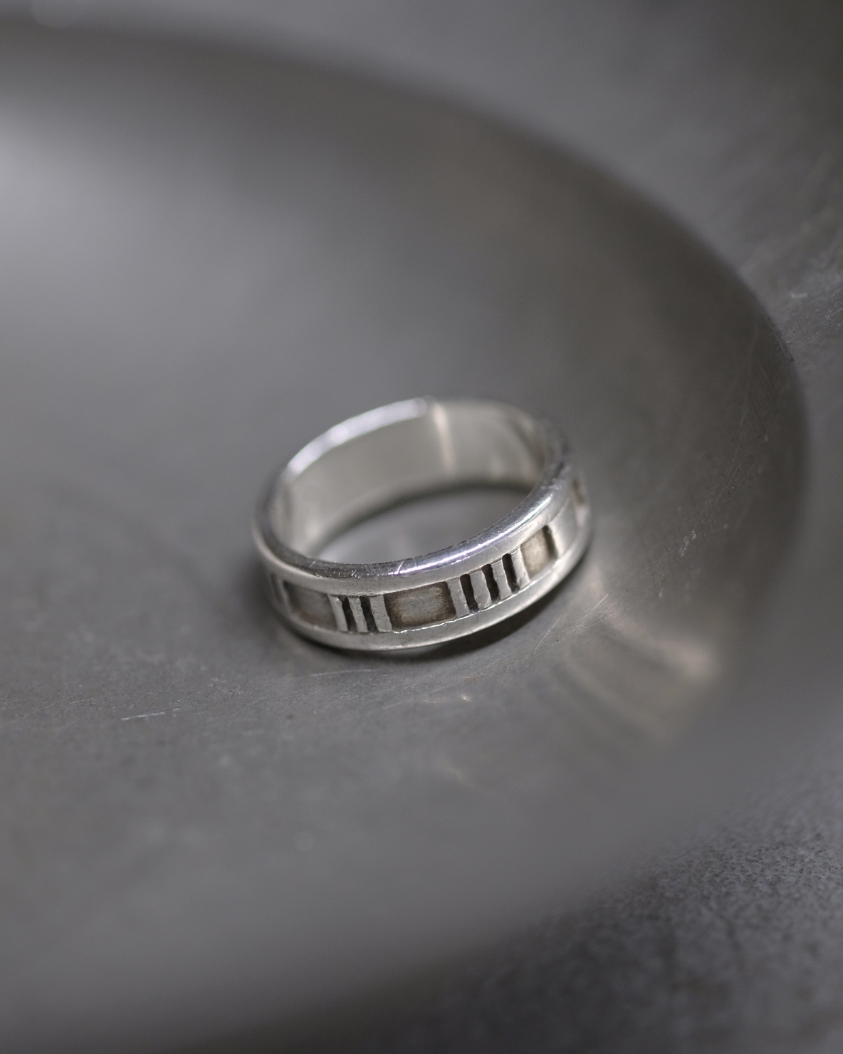 "Old Tiffany" Atlas Ring